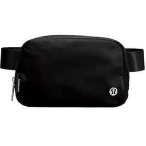 LULULEMON ATHLETICA Everywhere Belt Bag Black NEW NWT